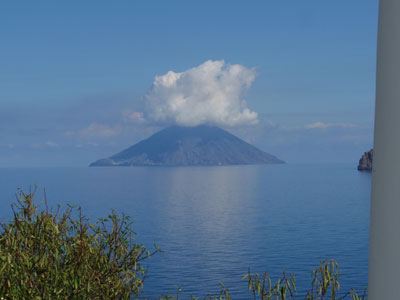 01 casa vacanze panarea vista stromboli