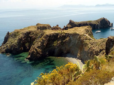 06 casa vacanze panarea