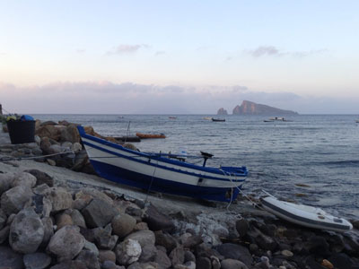 09 casa vacanze panarea barche